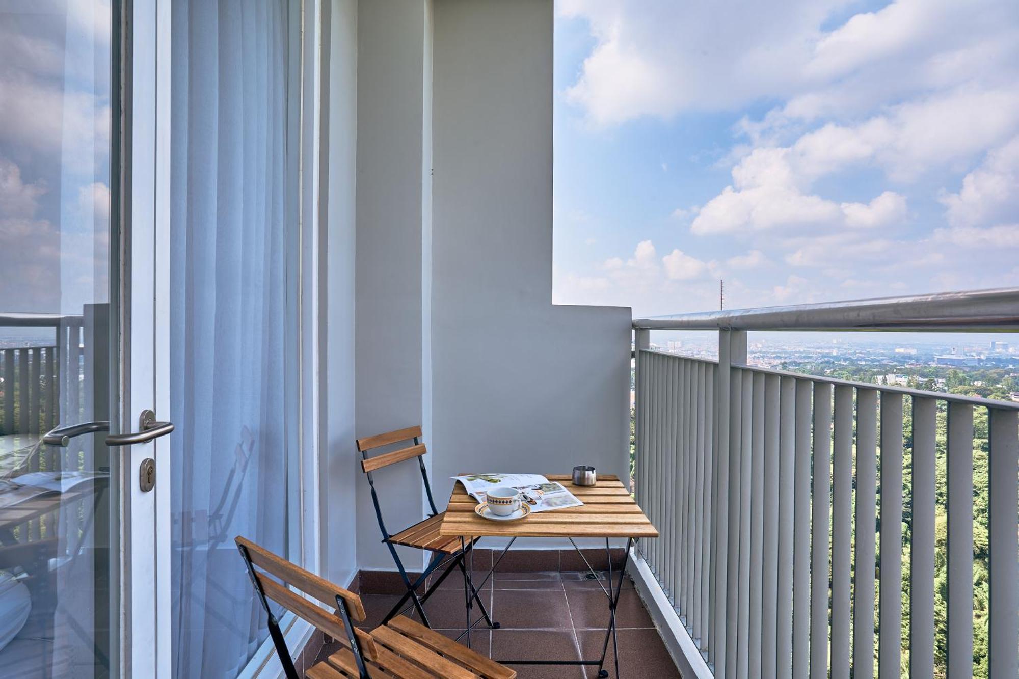 Apartemen 3 Bedroom Modern Classic Apartment, Netflix, Park View